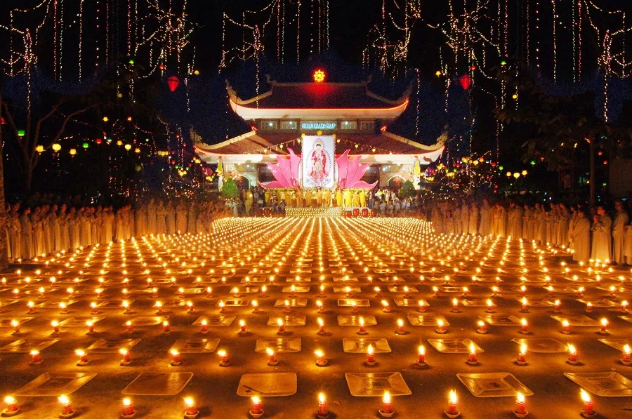 Chùa Hoằng Pháp là nơi diễn ra nhiều hoạt động tâm linh