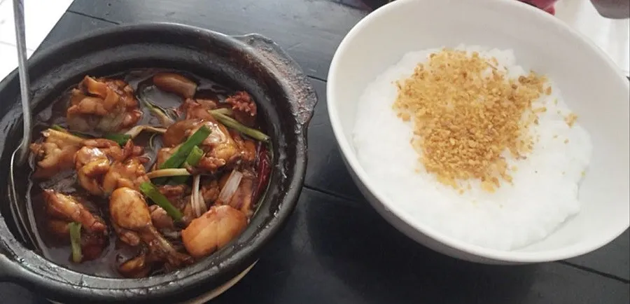 Singapore frog porridge brings a new and attractive flavor