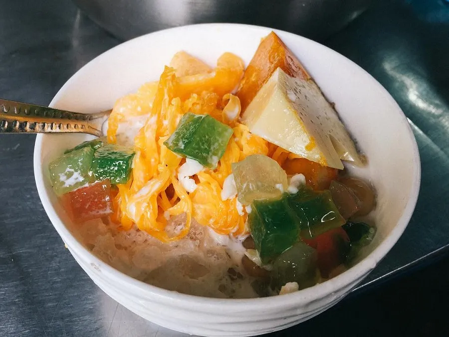 Sweet and aromatic steamed pumpkin sweet soup