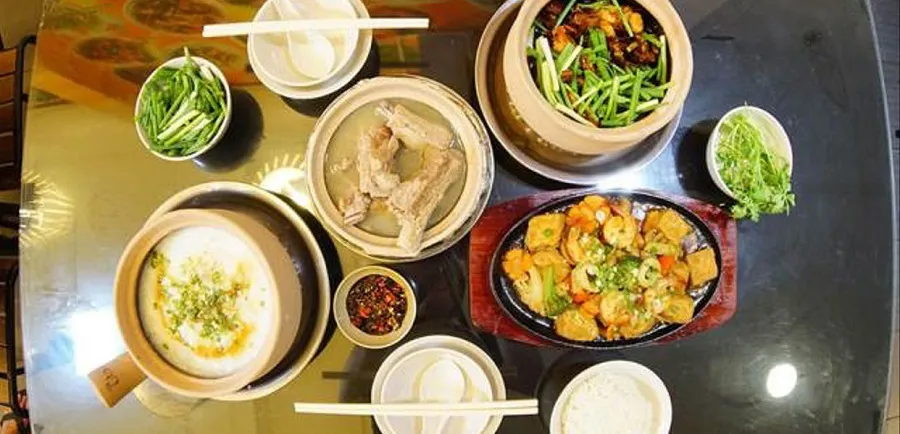 Porridge and frog are cooked separately