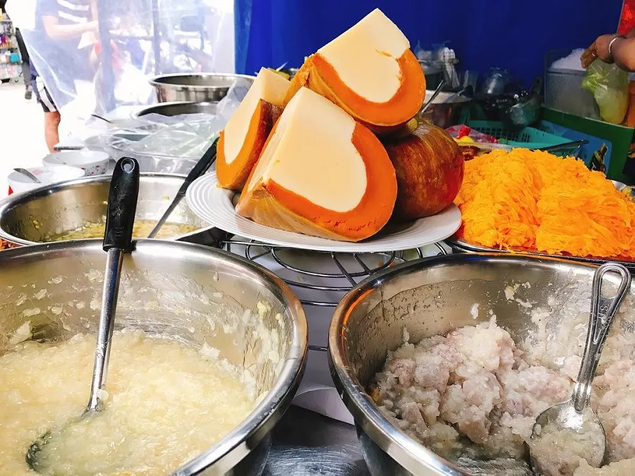 Cambodian sweet soup is unique in cuisine in Saigon