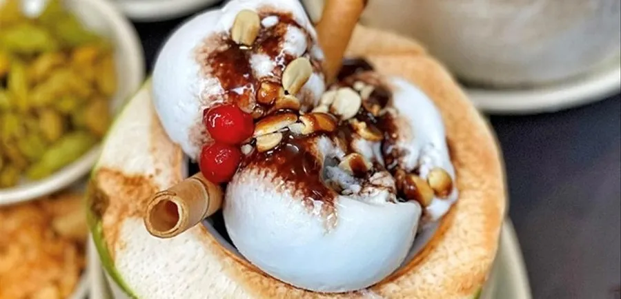 Many types of toppings can be added in ice cream