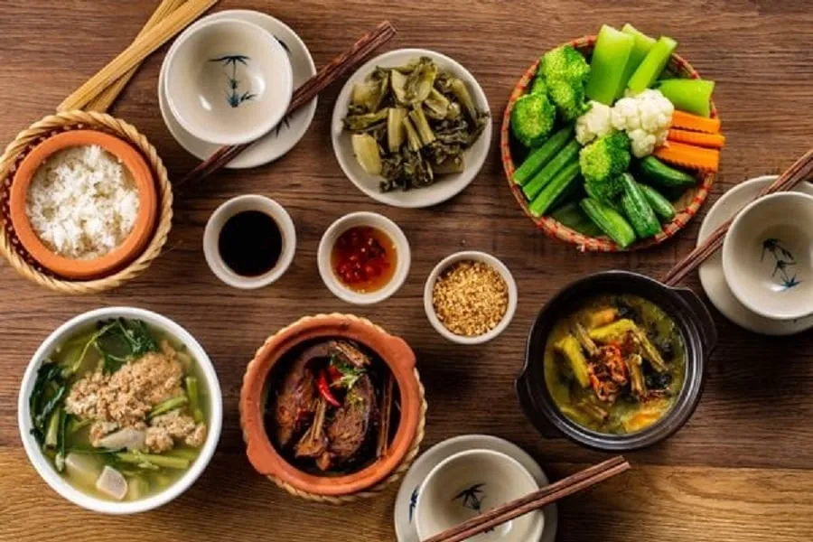 Cách nấu cơm trong thố có từ rất lâu