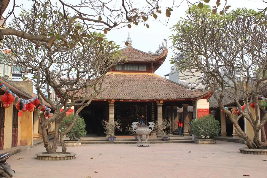 Van Phuc communal house is quiet