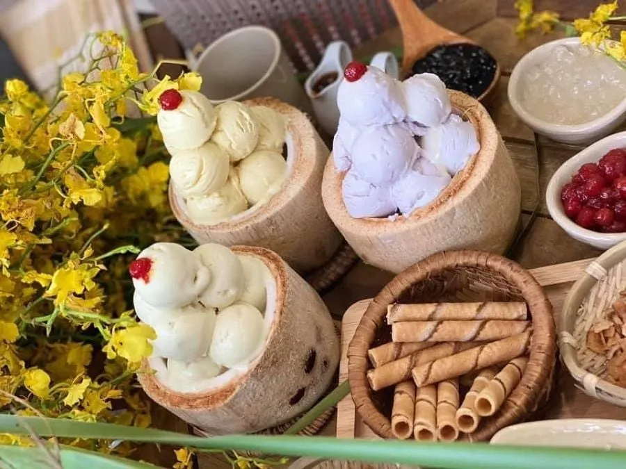 Con Dao coconut ice cream is very popular in Hanoi
