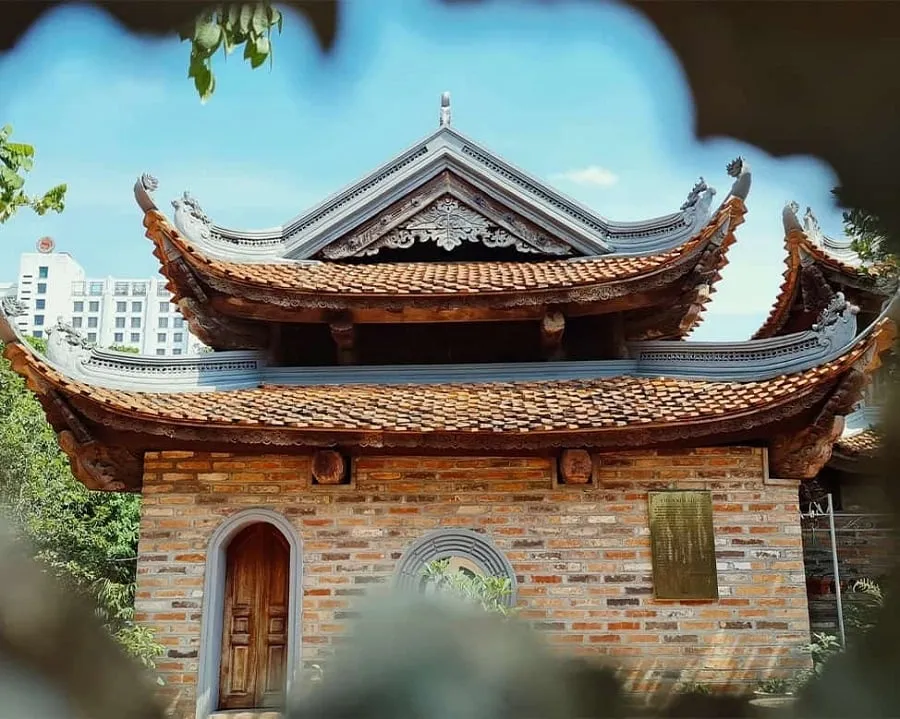 Đền Kim Liên mang đậm lối kiến trúc cổ xưa