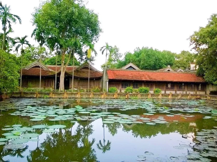 Around the temple are planted many green trees