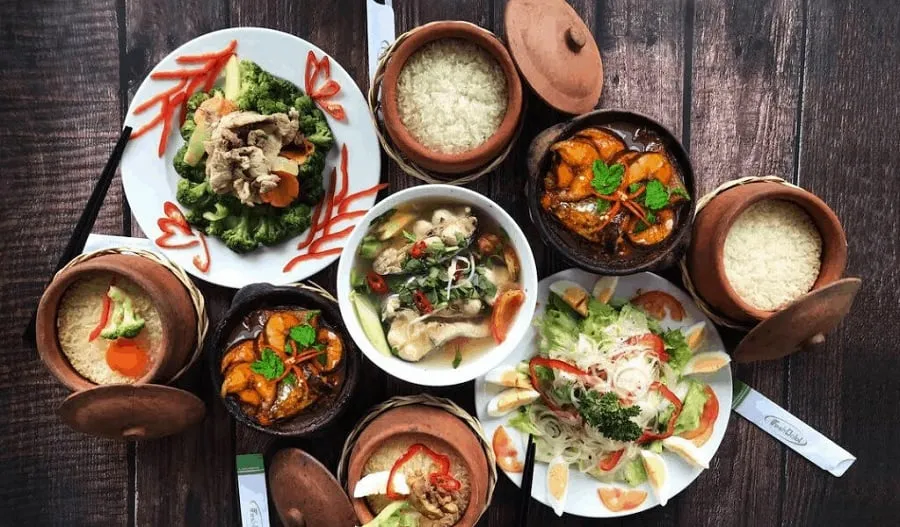 Cơm thố như một món cơm quê thi vị