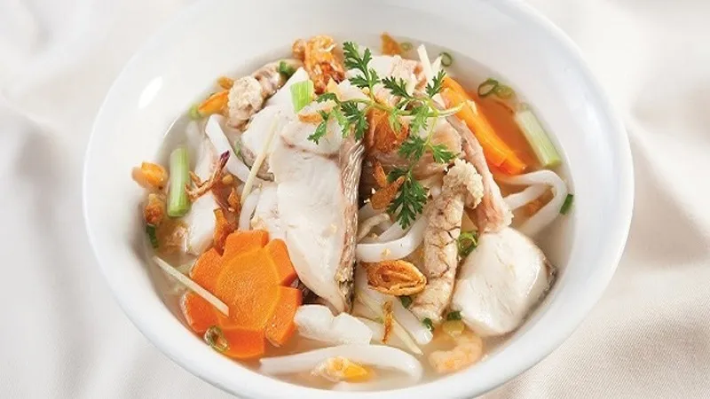 Delicious and nutritious puffer fish noodle soup