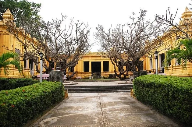 The beauty of the Cham Pa museum in Da Nang