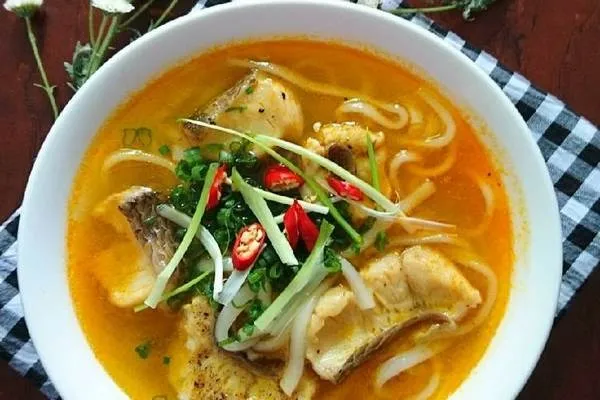 Banh Canh Ca Loc in Da Nang