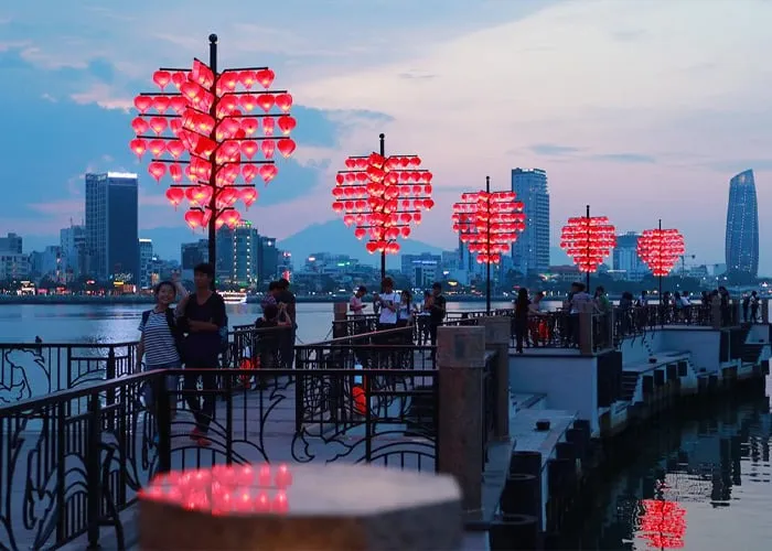 Cầu tình yêu Đà Nẵng