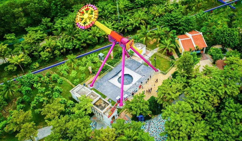 một góc Công viên châu Á chụp từ trên nhìn xuống