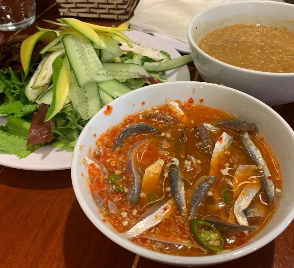 Gỏi cá Nam Ô ướt nhưng không bị tanh