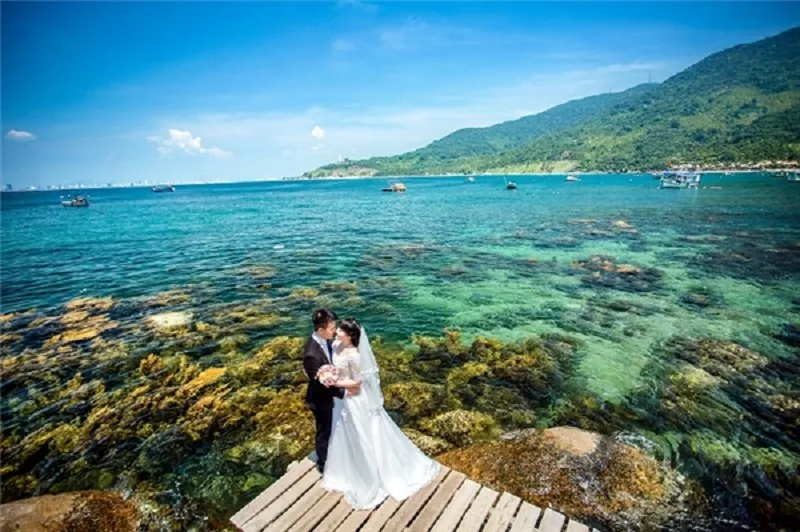 Chụp ảnh cưới tại Hồ Xanh Đà Nẵng