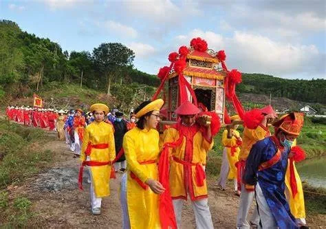 Lê hội Bà thu Bồn