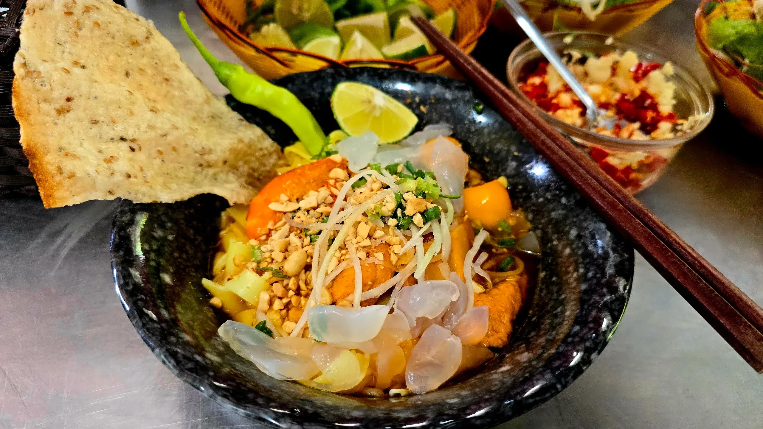 Quang jellyfish noodles
