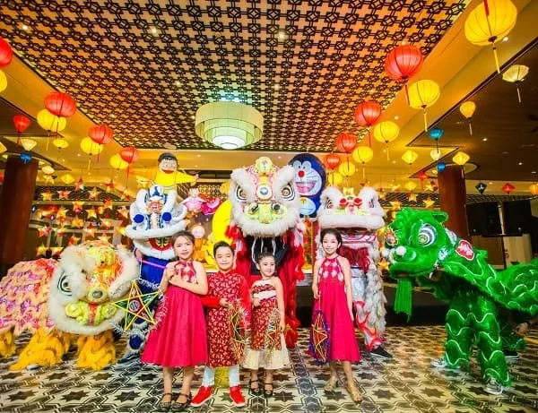 Mid-Autumn Festival at Asia Park