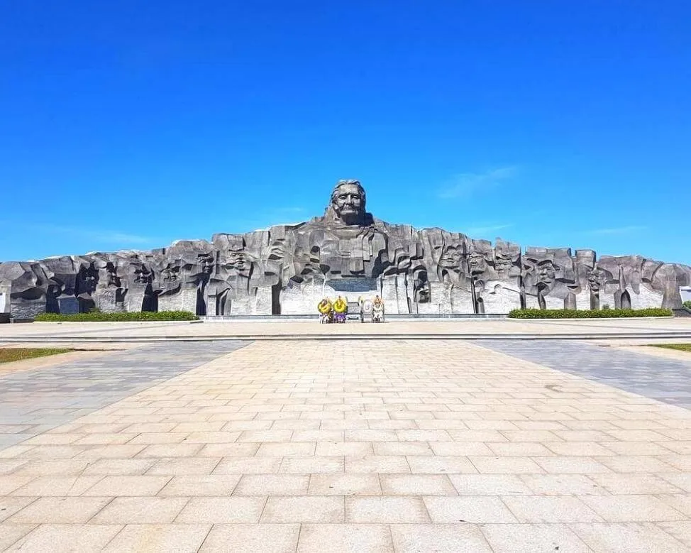 Tượng đài mẹ thứ Quảng Nam
