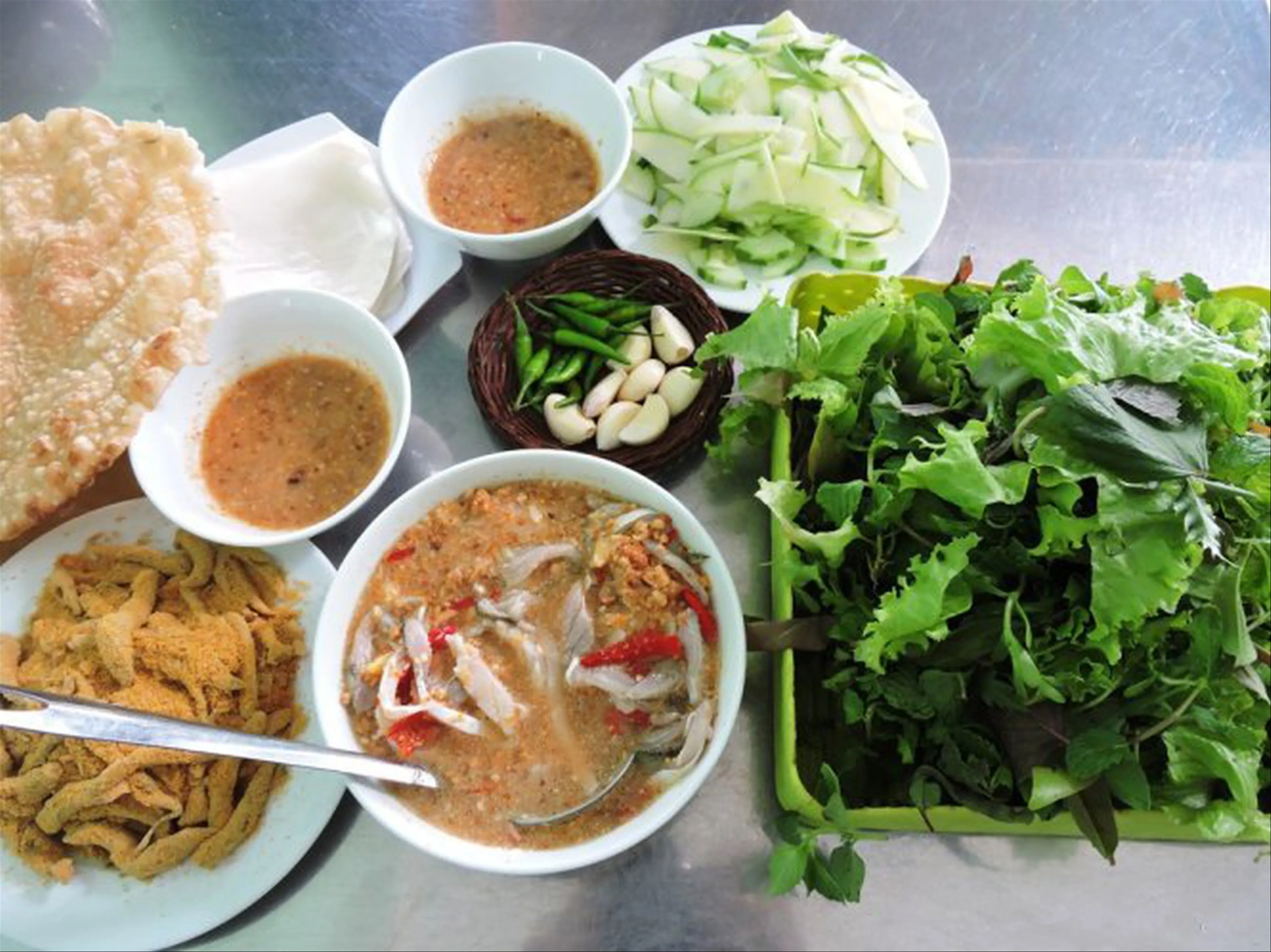 Gỏi Cá Nam Ô – Tinh Hoa Ẩm Thực Đà Nẵng