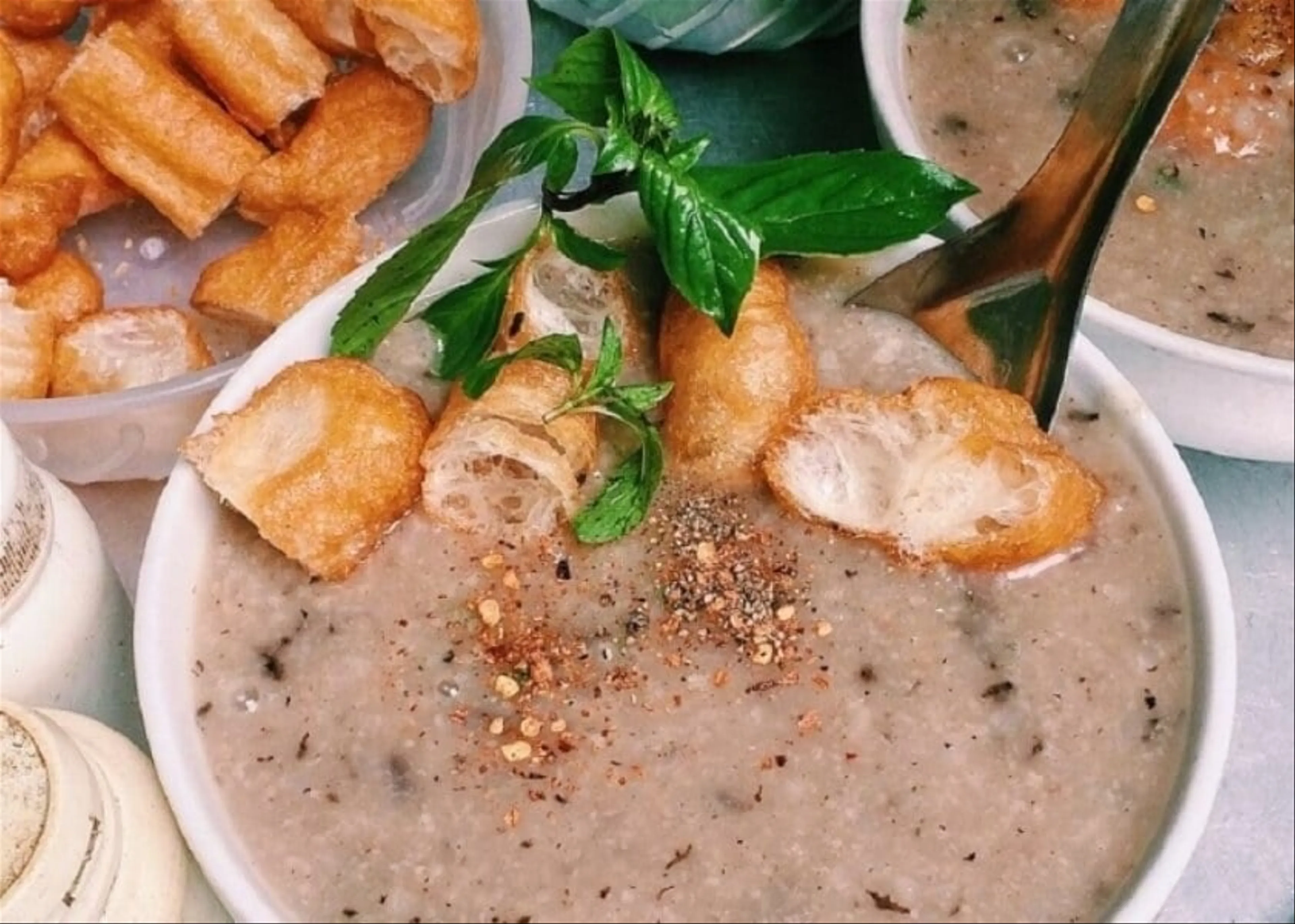 Chao Long A Traditional Vietnamese Pork Porridge Delight