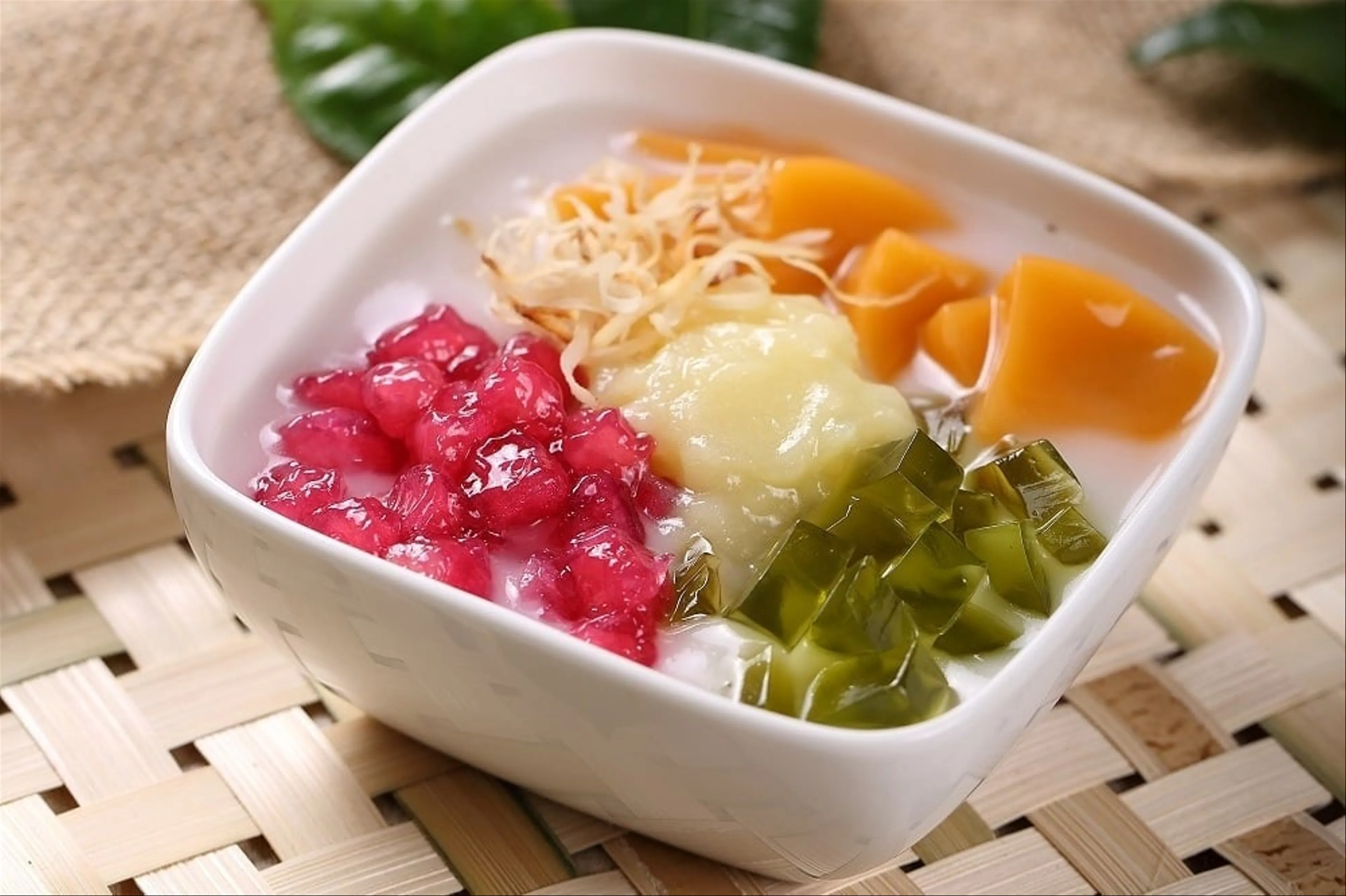 Chè Xoa xoa hạt lựu món ăn vặt thơm ngon Đà Nẵng