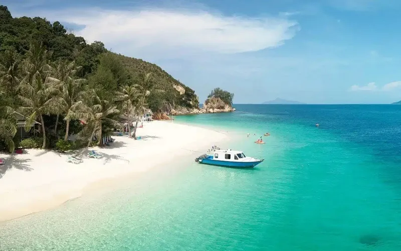 When is the Best Time to Visit Khem Beach