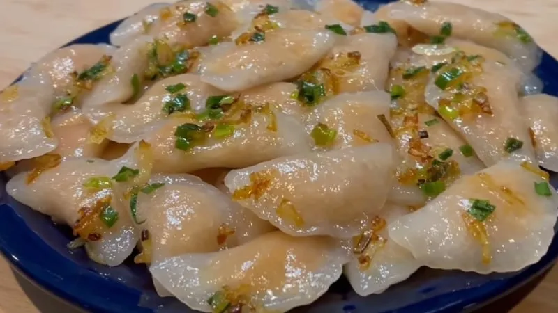 Delicious Banh Bot Loc of My Village