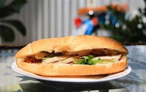 Bánh mì chả bò Đà Nẵng
