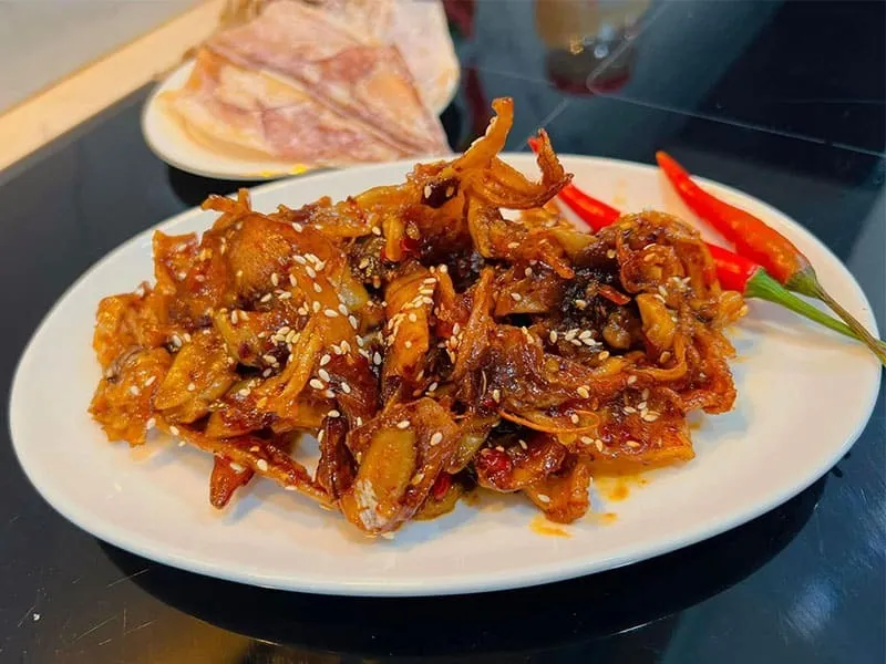 Tamarind squid, a specialty of Da Nang