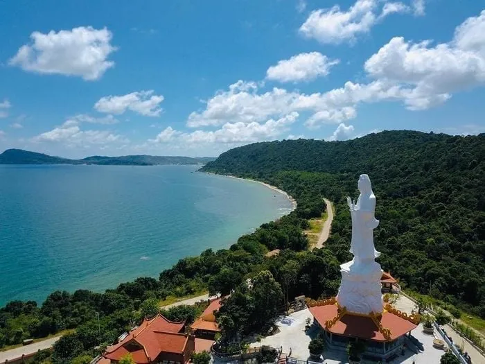 Chùa Hộ Quốc chốn Tâm Linh Linh Thiêng Giữa Biển Trời Phú Quốc