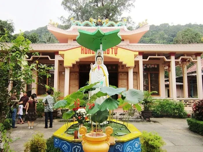 Phu Quoc Mon Mon Pagoda