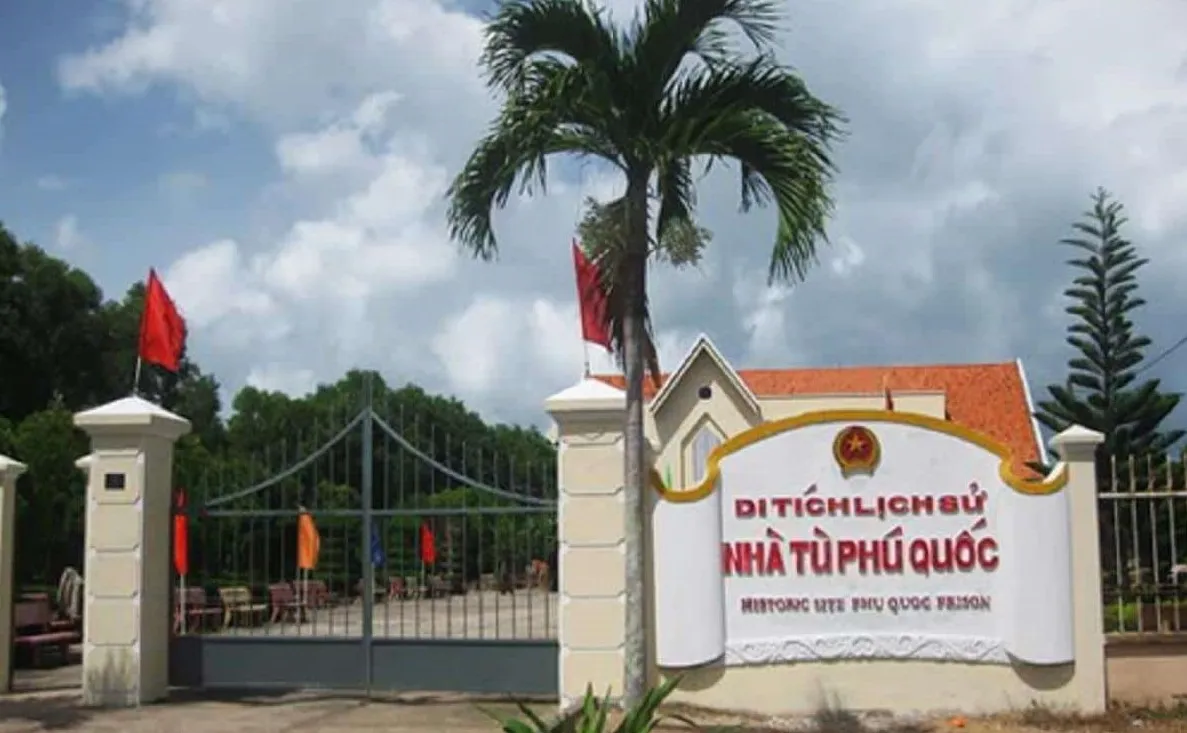 Di tích lịch sử nhà tù phú quốc