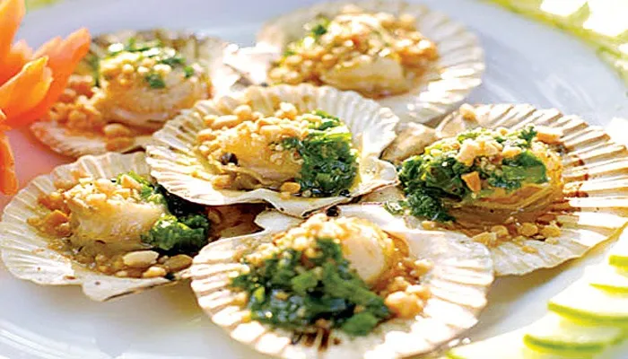 Sò điệp hấp mỡ hành