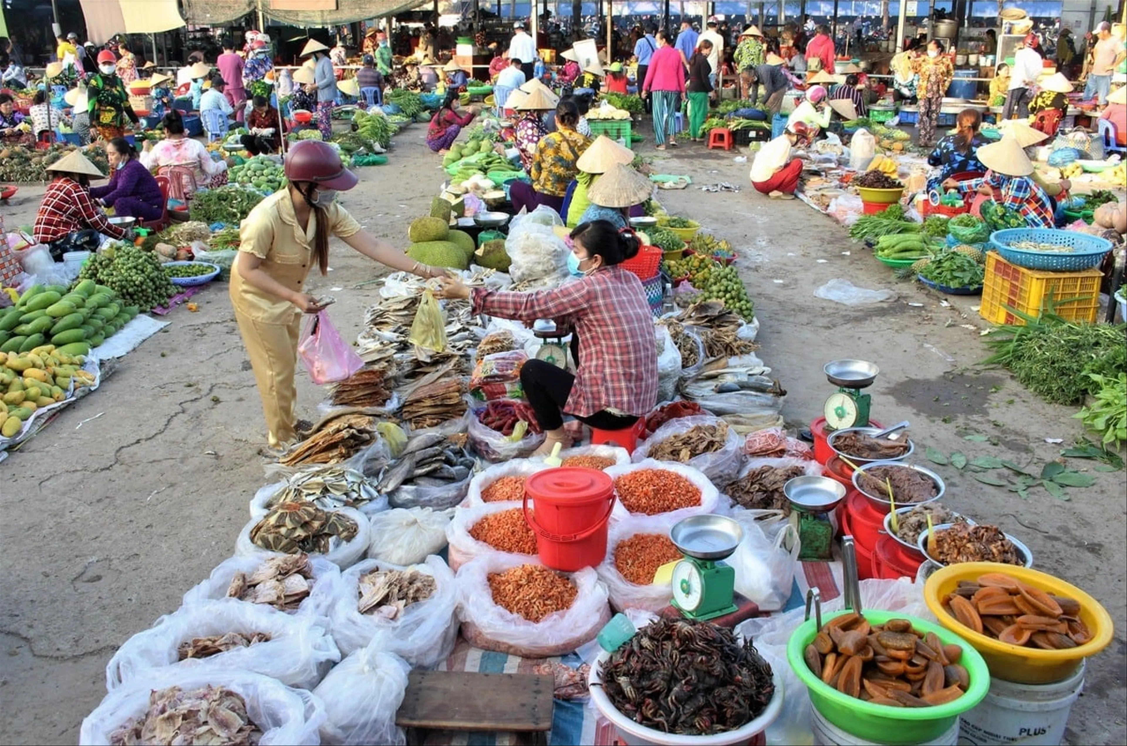 Discover Lung Khau Nhin Market A Vibrant Highland Fair Rich in Northwest Culture