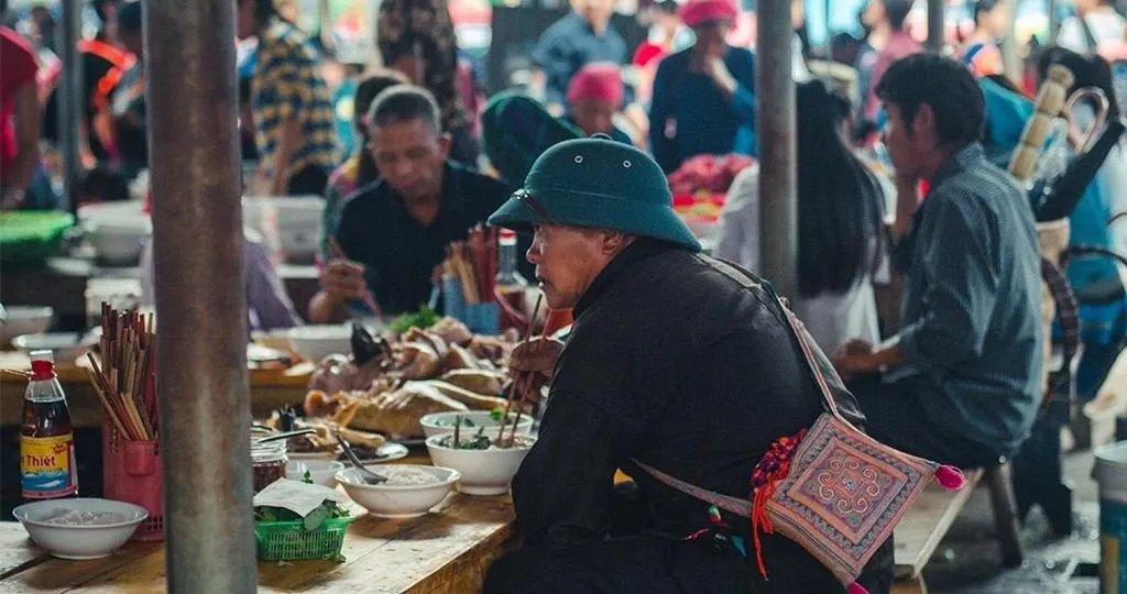Pha Long Sapa market cuisine