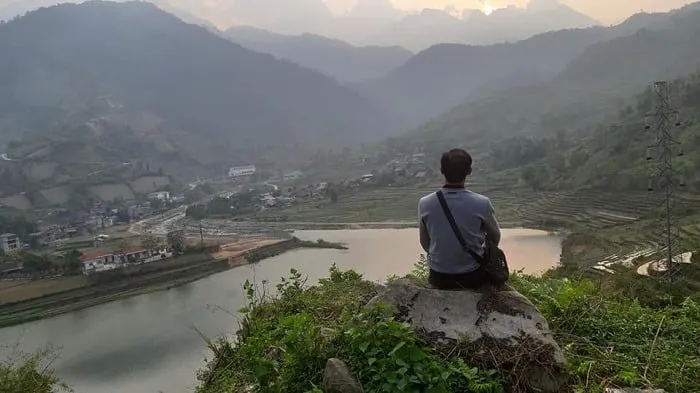 Take photos and check in at Sapa Lake Village