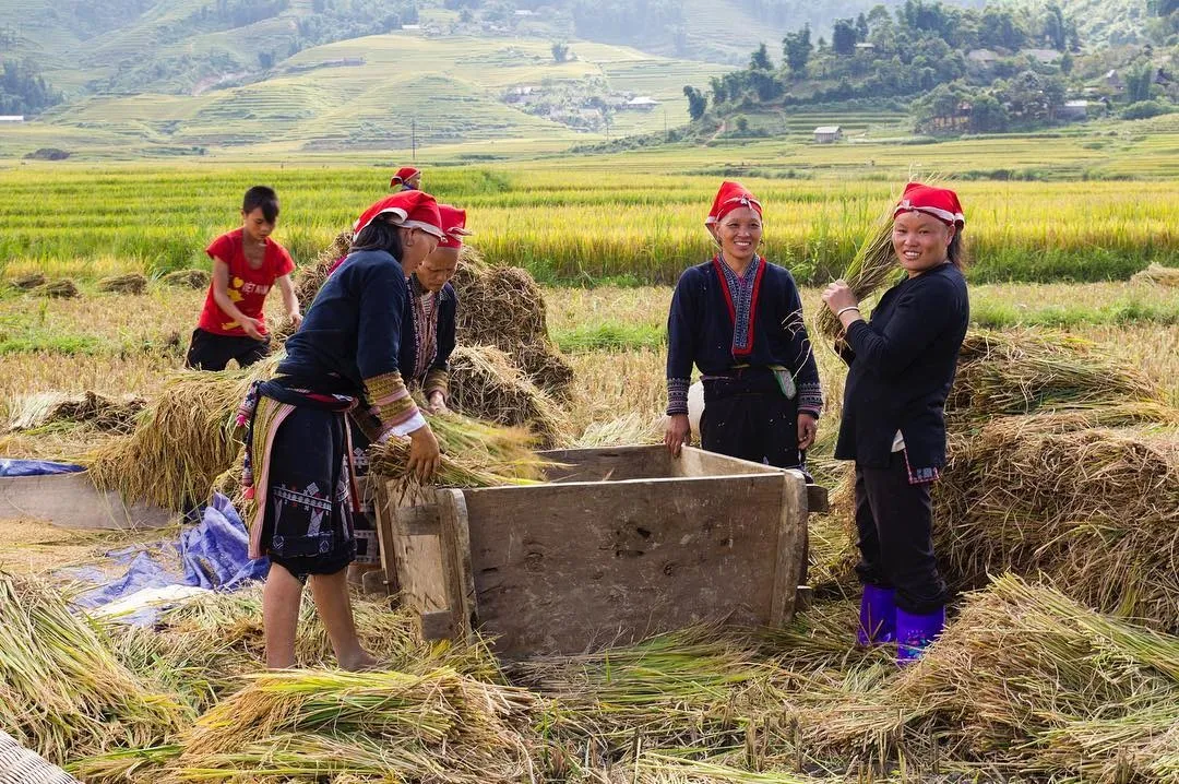 Trang phục của người đân tộc truyền thống