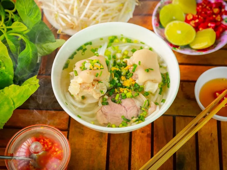 Bún Quậy Phú Quốc món ăn sáng thơm ngon
