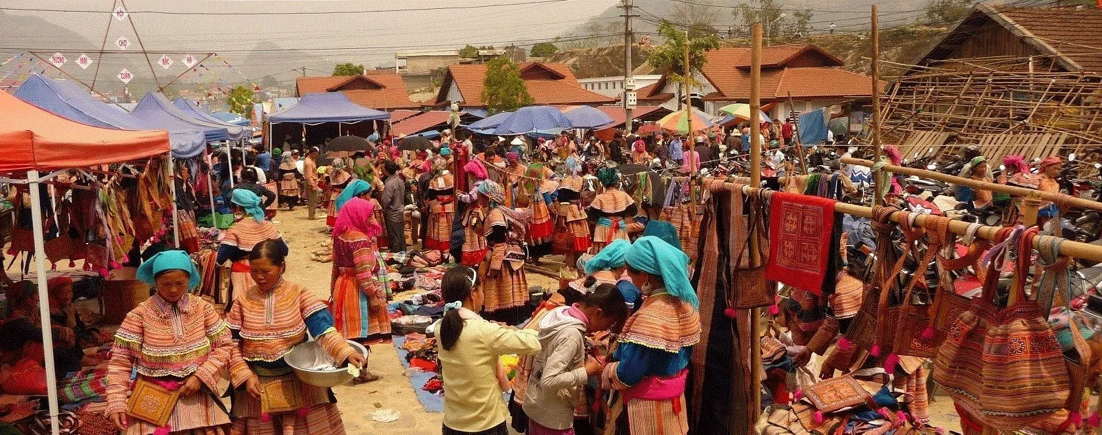 Chợ Lùng Khẩu Nhìn SaPa