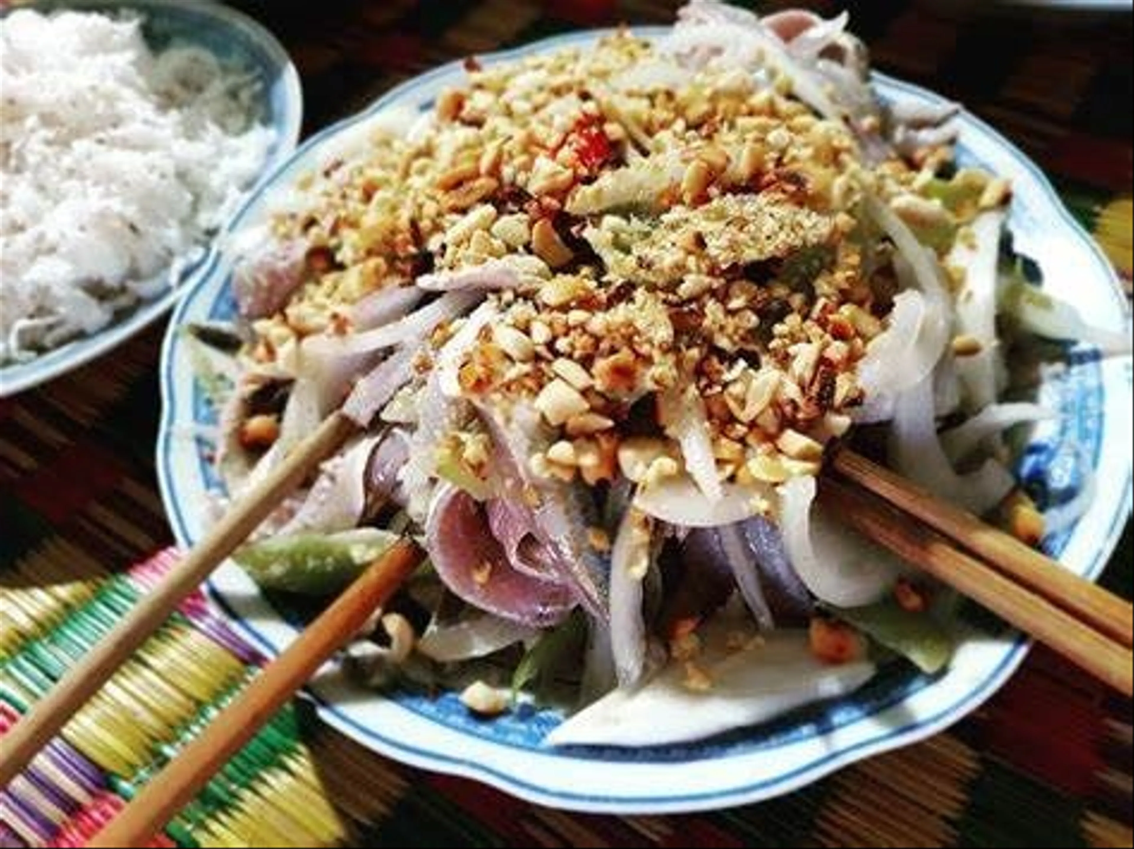Gỏi Cá Chích Phú Quốc Món Đặc Sản Đậm Đà Hương Vị Biển