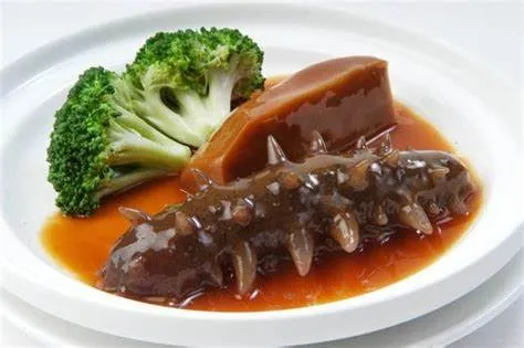 Hải sâm nấu rau củ