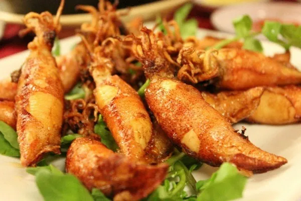 Mực trứng nướng thơm ngon