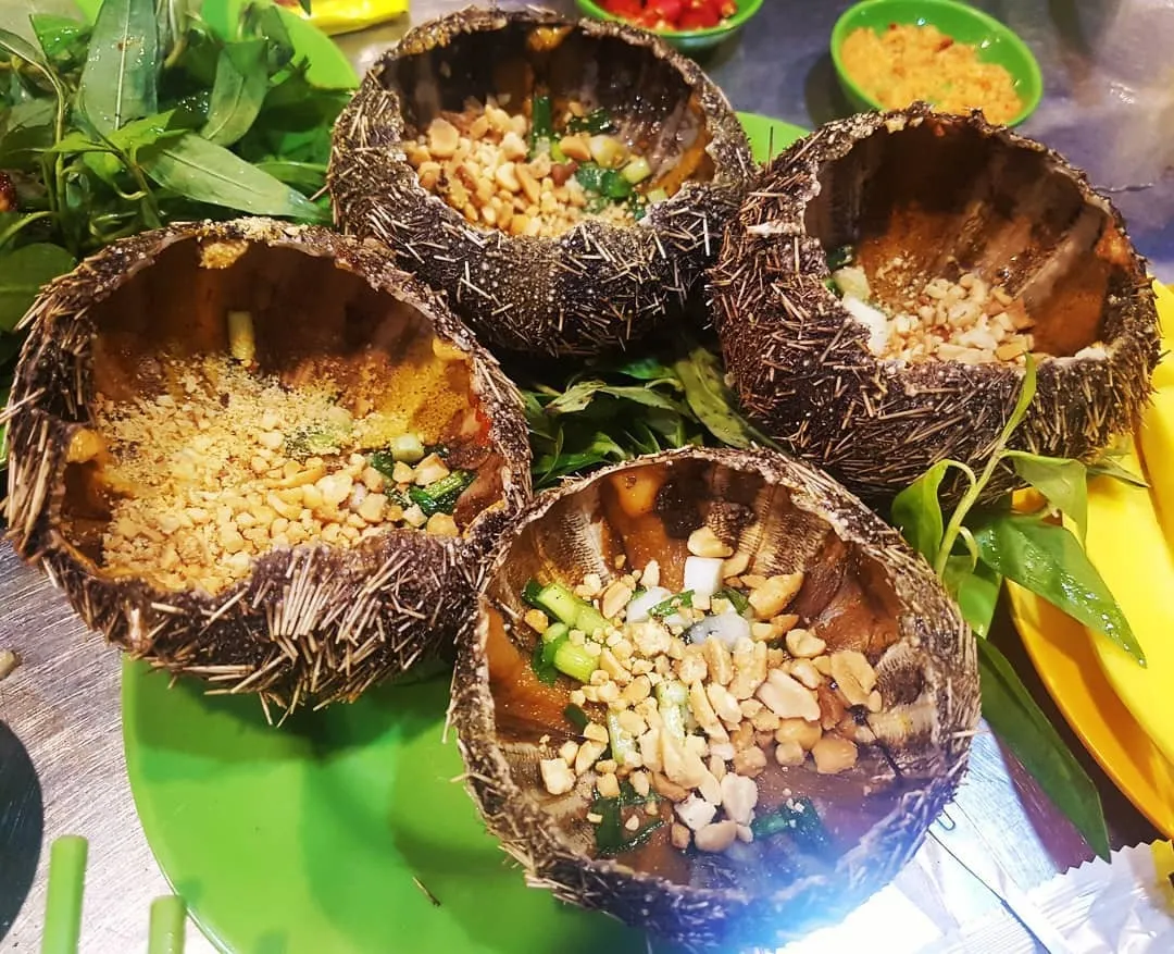 Grilled sea urchin Phu Quoc is delicious and nutritious