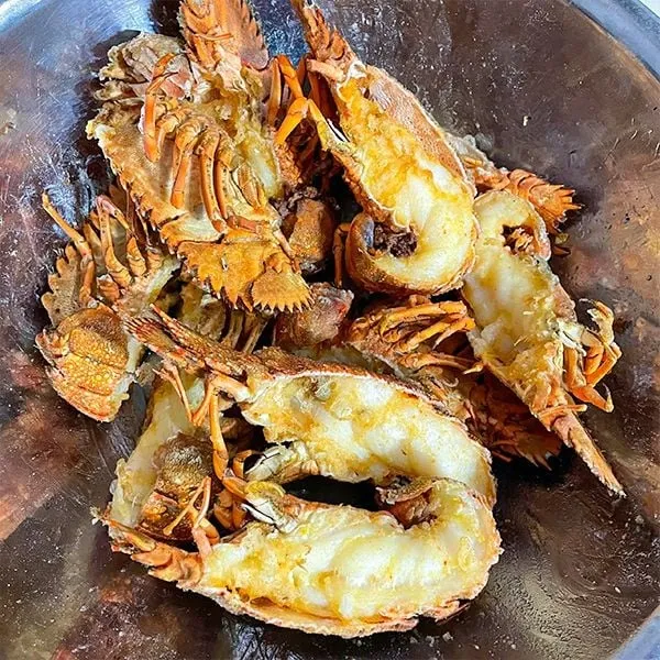 Tôm mũ ni Phú Quốc rang muối