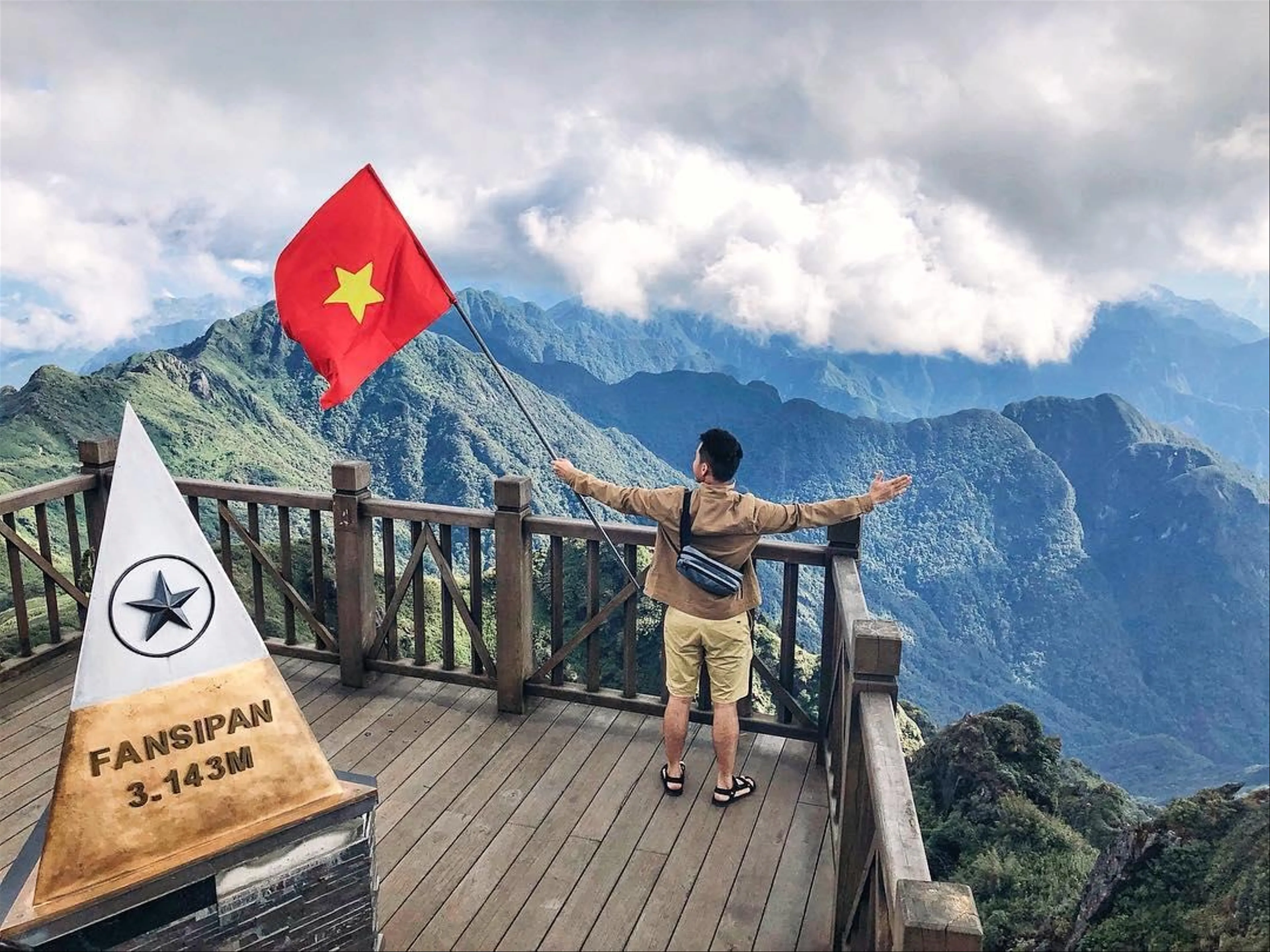 Kinh nghiệm đi cáp treo Fansipan Chinh phục Nóc nhà Đông Dương dễ dàng và trọn vẹn nhất