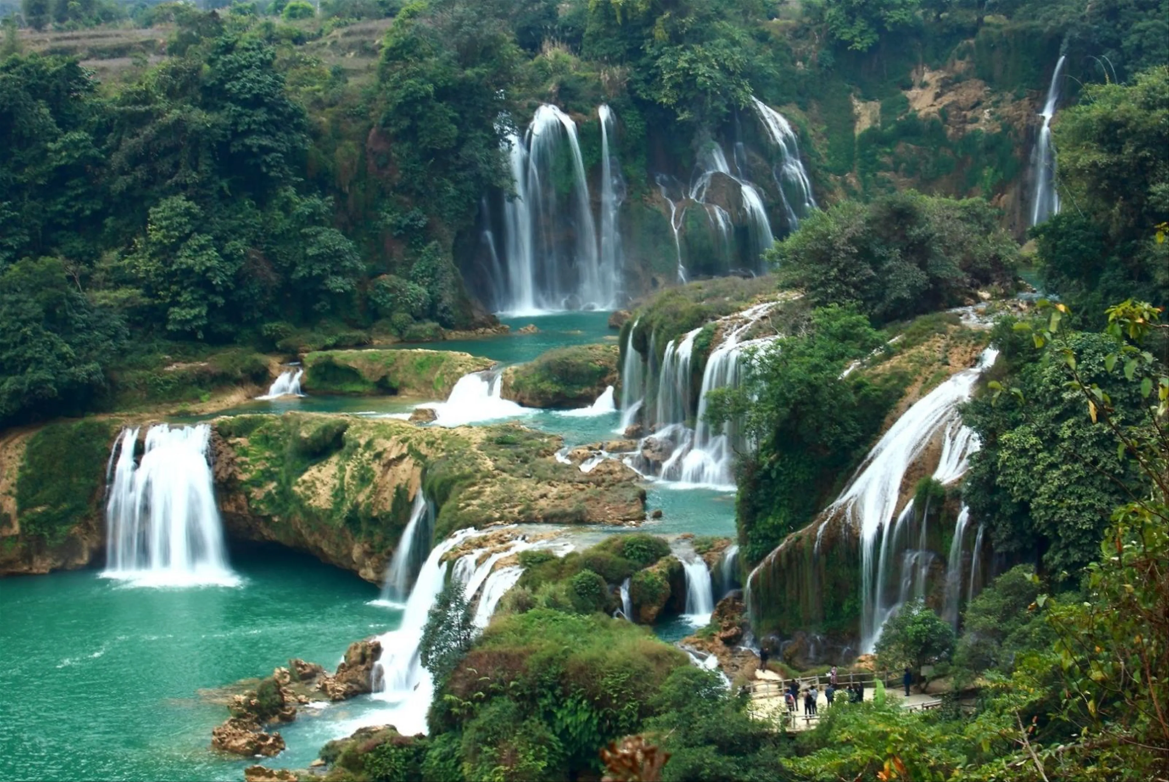 Thác Bạc Sapa – Bản Hòa Ca Của Núi Rừng Tây Bắc