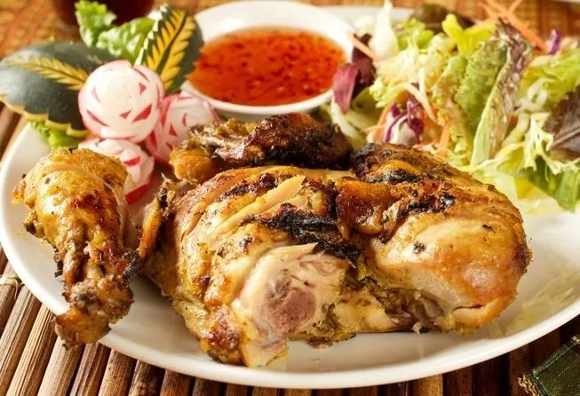 Delicious and attractive chicken mac khen in Sapa