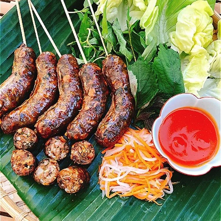 Món lạp xưởng Sapa