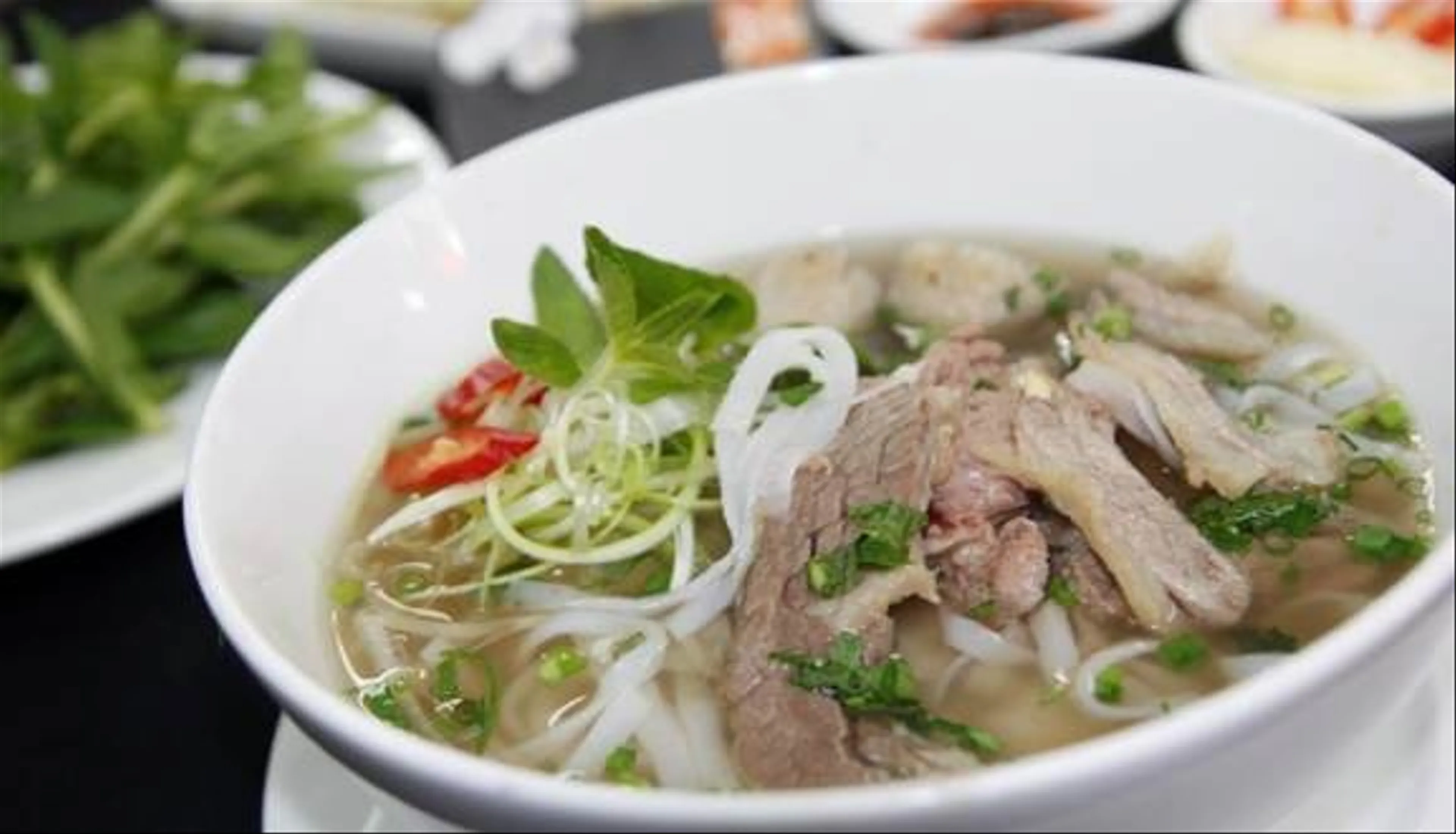 Thưởng thức phở chua Sapa món ngon níu chân du khách